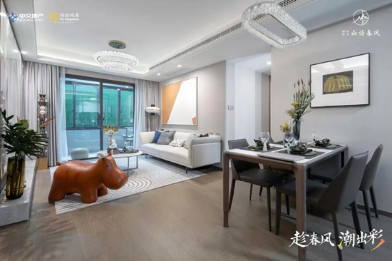 山语春风样板间